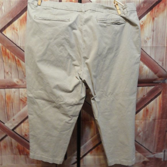 Faded Glory 16 Khaki capris pants, Womens~Gently worn~ - Picture 4 of 4